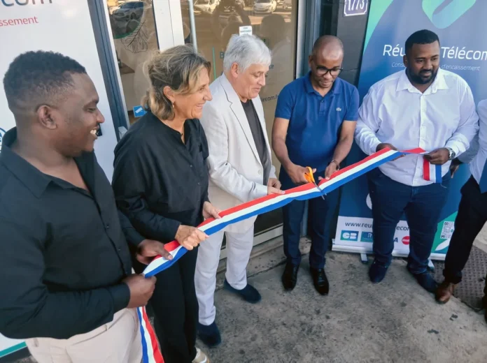 Réunion Télécom s’offre une vitrine en plein centre-ville de Mamoudzou Réunion Télécom s’offre une vitrine en plein centre-ville de Mamoudzou