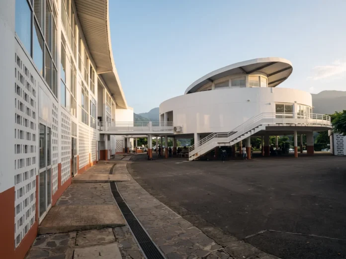 Tensions au lycée de Sada