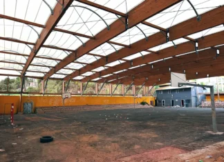 À Bouéni, le plateau sportif inachevé, les clubs en sursis À Bouéni, le plateau sportif inachevé, les clubs en sursis