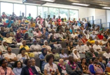 À Mayotte, les métiers de la mer au cœur d’un forum consacré à l’emploi et à l’insertion À Mayotte, les métiers de la mer au cœur d’un forum consacré à l’emploi et à l’insertion