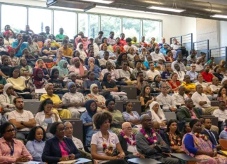 À Mayotte, les métiers de la mer au cœur d’un forum consacré à l’emploi et à l’insertion À Mayotte, les métiers de la mer au cœur d’un forum consacré à l’emploi et à l’insertion