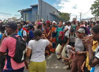 Des réponses du rectorat jugées insuffisantes par les lycéens du lycée Younoussa Bamana Des réponses du rectorat jugées insuffisantes par les lycéens du lycée Younoussa Bamana