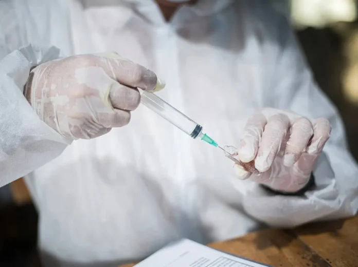 Deux infections sous surveillance, les autorités sanitaires alertent