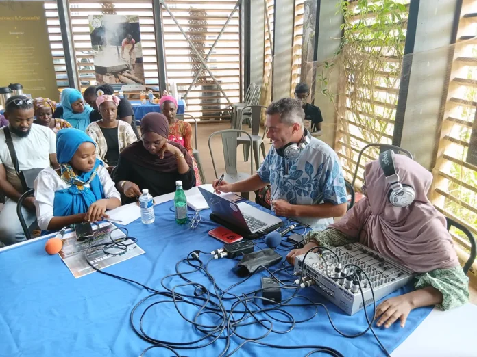 « Écoutez Mayotte » : les jeunes prennent la parole et interpellent les adultes