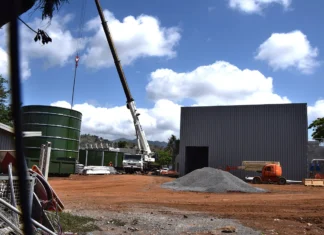 Le chantier de la STEP entraîne une nouvelle destruction partielle du camp d’exilés de Tsoundzou 2 Le chantier de la STEP entraîne une nouvelle destruction partielle du camp d’exilés de Tsoundzou 2