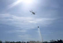 Le SDIS renforce ses moyens face aux feux de végétation avec un hélicoptère bombardier d’eau Le SDIS renforce ses moyens face aux feux de végétation avec un hélicoptère bombardier d’eau