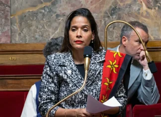 Quand Estelle Youssouffa tient tête au premier flic de France Quand Estelle Youssouffa tient tête au premier flic de France