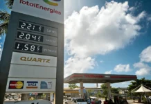 Vie chère à Mayotte : le carburant alourdit encore la facture Vie chère à Mayotte : le carburant alourdit encore la facture