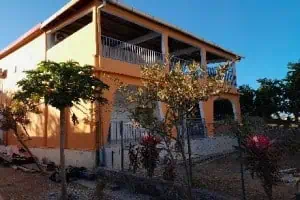 Maison duplex idéale pour bureaux – Mtsapéré