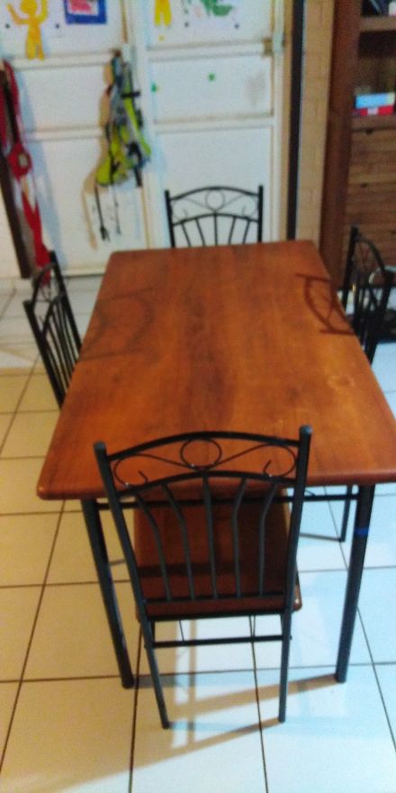 Table et chaises