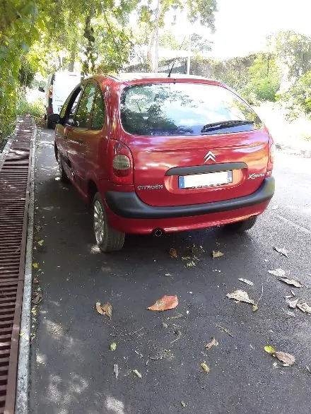 à vendre une citroen xasara picasso