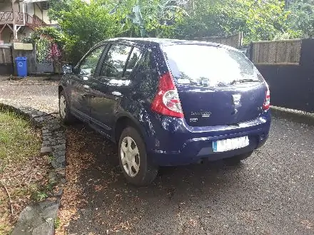 à louer une dacia sandero
