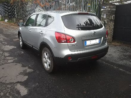 A VENDRE  UNE NISSAN QASHQAI  DIESEL 1.5 DCI
