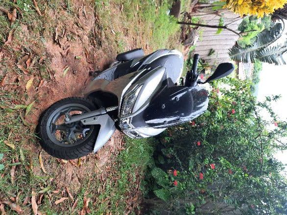 SCOOTER APRILIA SXR 50 NEUF