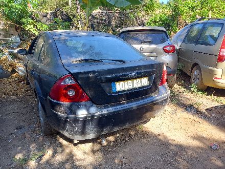 à vendre pour pièces une ford mondeo essence