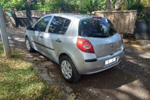 à vendre une clio3  diesel 1.5 dci