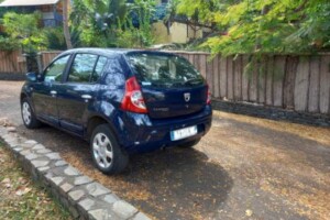à vendre une dacia sandero  diesel  1.5 dci