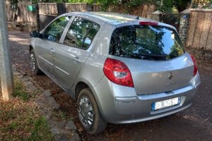 à vendre une clio 3  1.2  16v  essence