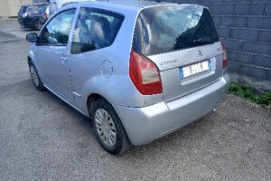 àvendre une citroen c2 diesel  1.4 hdi