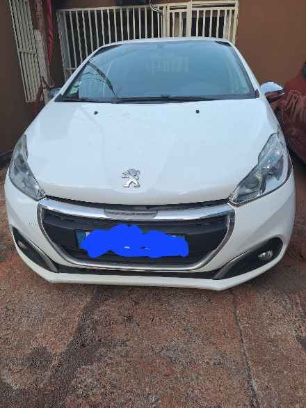 Vends 208 diesel