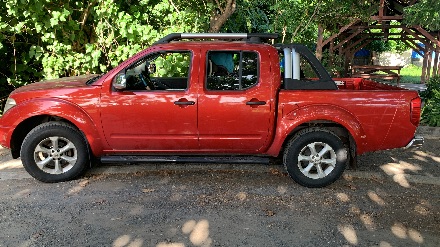 VEND PICKUP NISSAN NAVARA