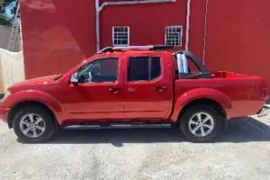 VENDS NOSSAN NAVARRA