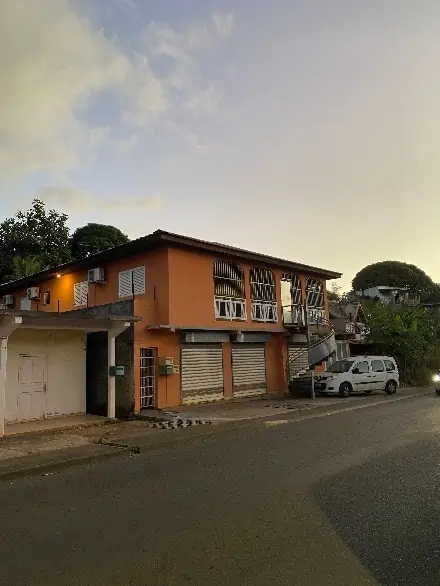 APPARTEMENT T4 – PROCHE DU CUFR DE DEMBENI