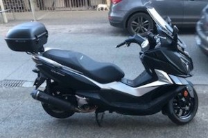 Vends Scooter CRUISYM 300,modèle 2020