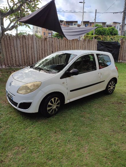 vds Renault Twingo 2 (1.2 essence) fin 2009