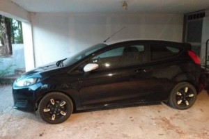 A vendre FORD FIESTA 29 000 KM