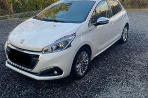 Magnifique Peugeot 208 1. 4 HDI 2019